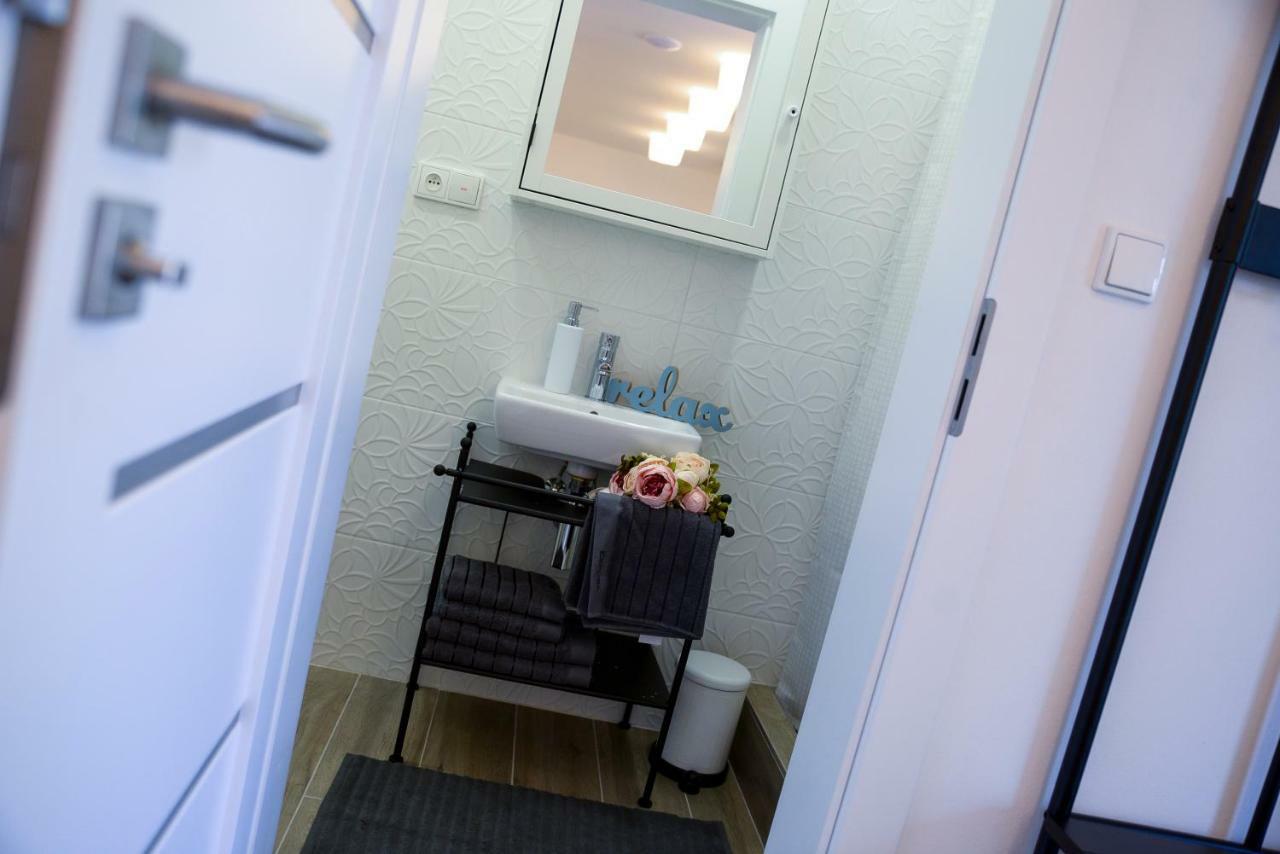 Apartmany Benesov Benesov nad Ploucnici Ngoại thất bức ảnh